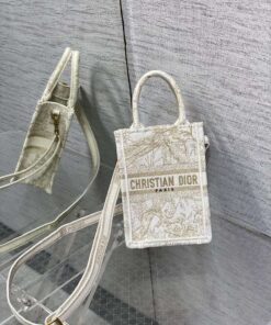 Alternative view of Dior Product-131126484