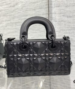 Alternative view of Dior Product-131137037