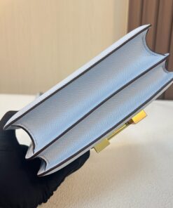 Alternative view of Hermes Product-012301
