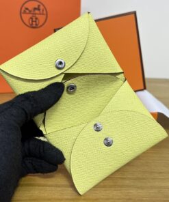 Alternative view of Hermes Product-015763
