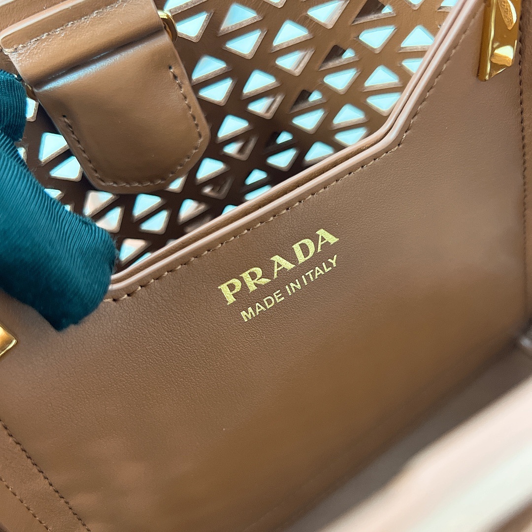 Prada Product-977878 - Image 3